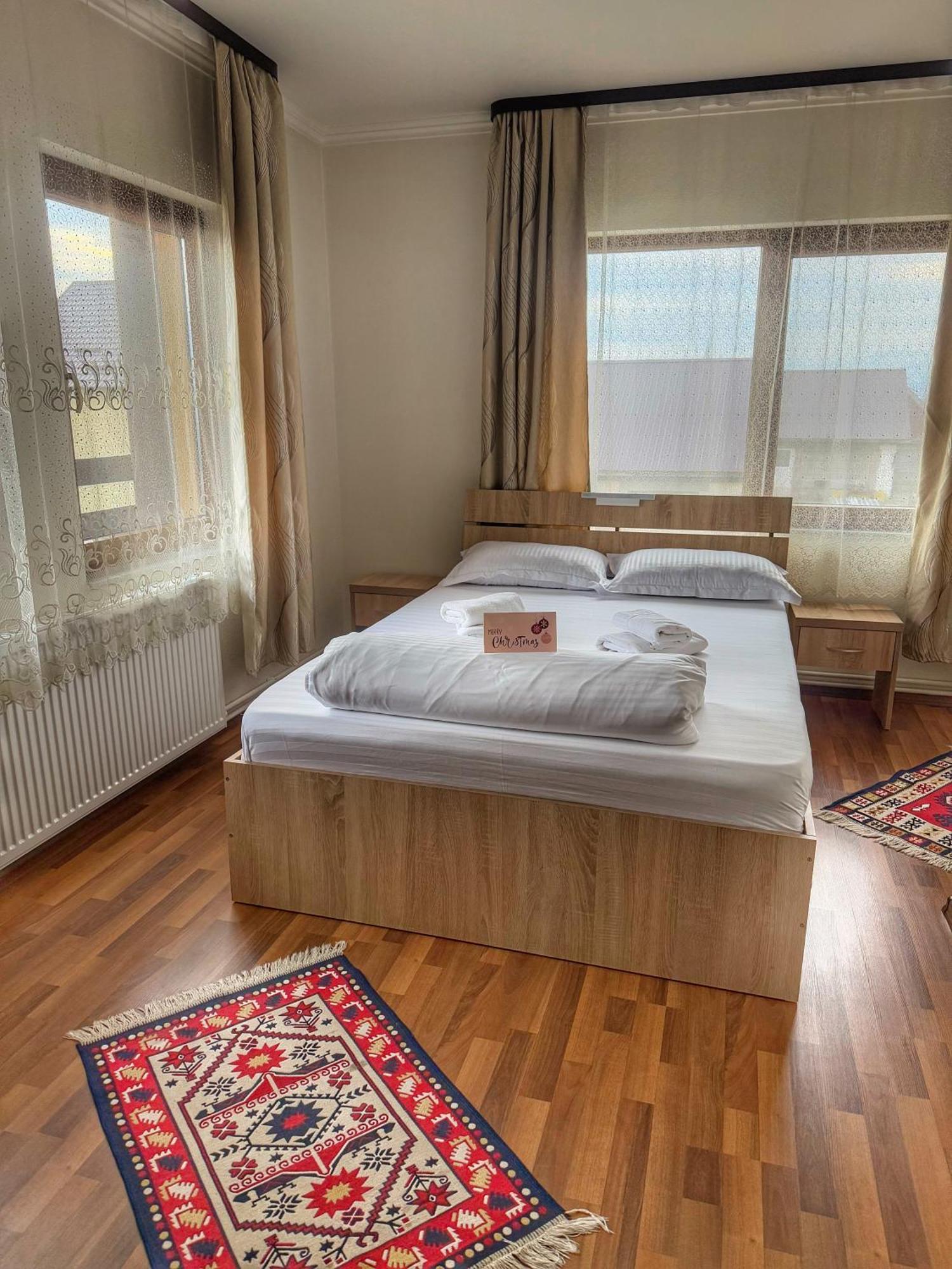 Casa Vadeanu Hotel Sighetu Marmatiei Luaran gambar